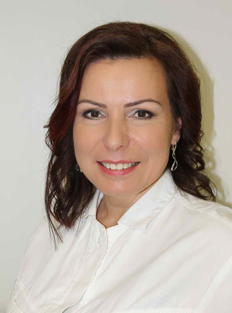 7 typov úsmevov, ktoré ľahko zachráni zubný strojček INVISALIGN. Ktorý je ten váš? 